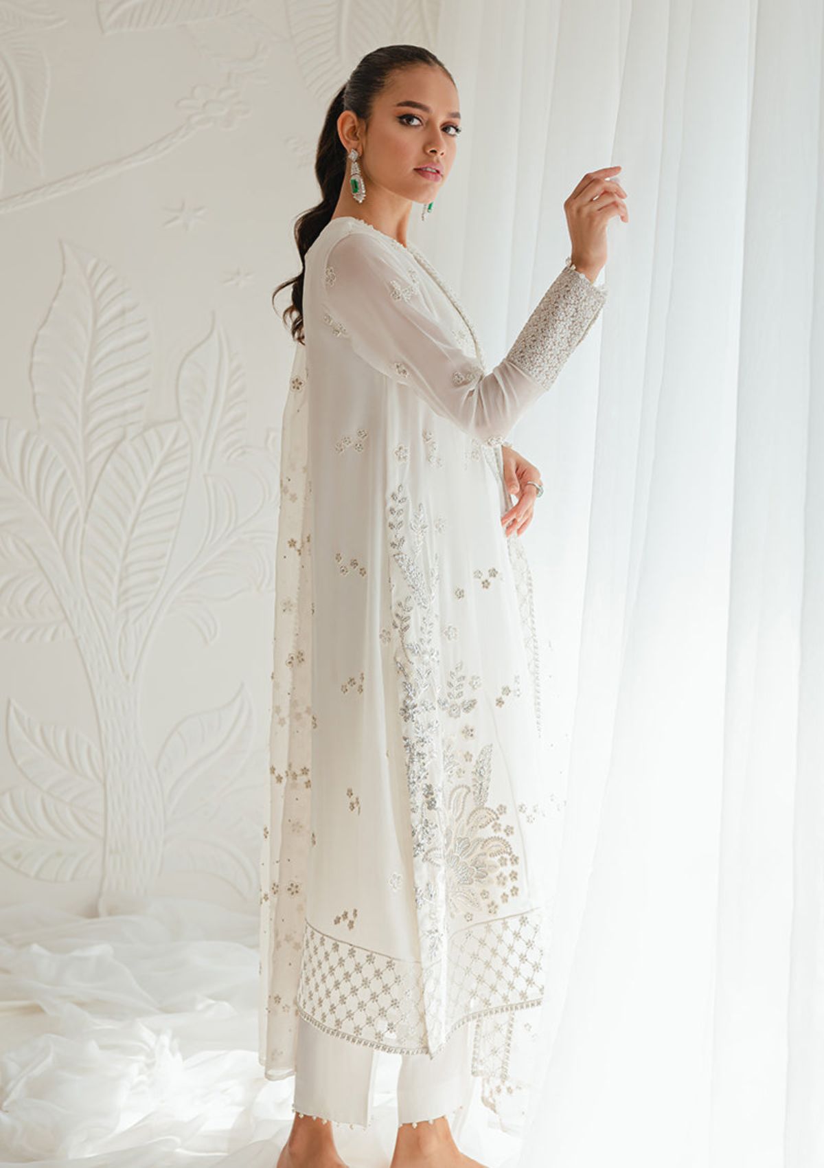 Formal Collection - Cross Stitch - Luxury - D#4 | IVORY GLINT