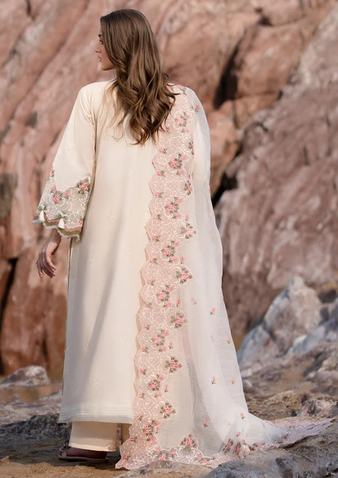 Lawn - Mahnur - Sirene Luxury 25 - D#05 - Wisteria