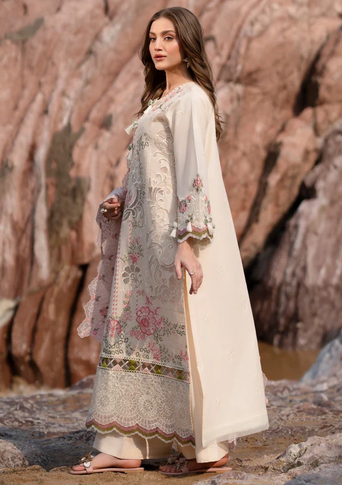 Lawn - Mahnur - Sirene Luxury 25 - D#05 - Wisteria