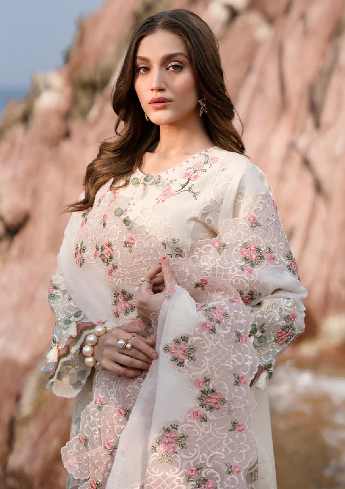 Lawn - Mahnur - Sirene Luxury 25 - D#05 - Wisteria