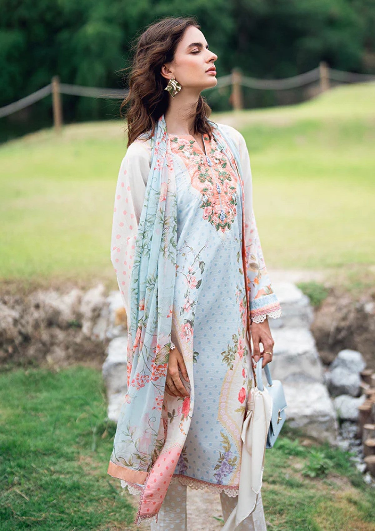 Lawn - Roheenaz - Garden Veil - Printed 25 - RGV#07-A - Cloudberey glaze