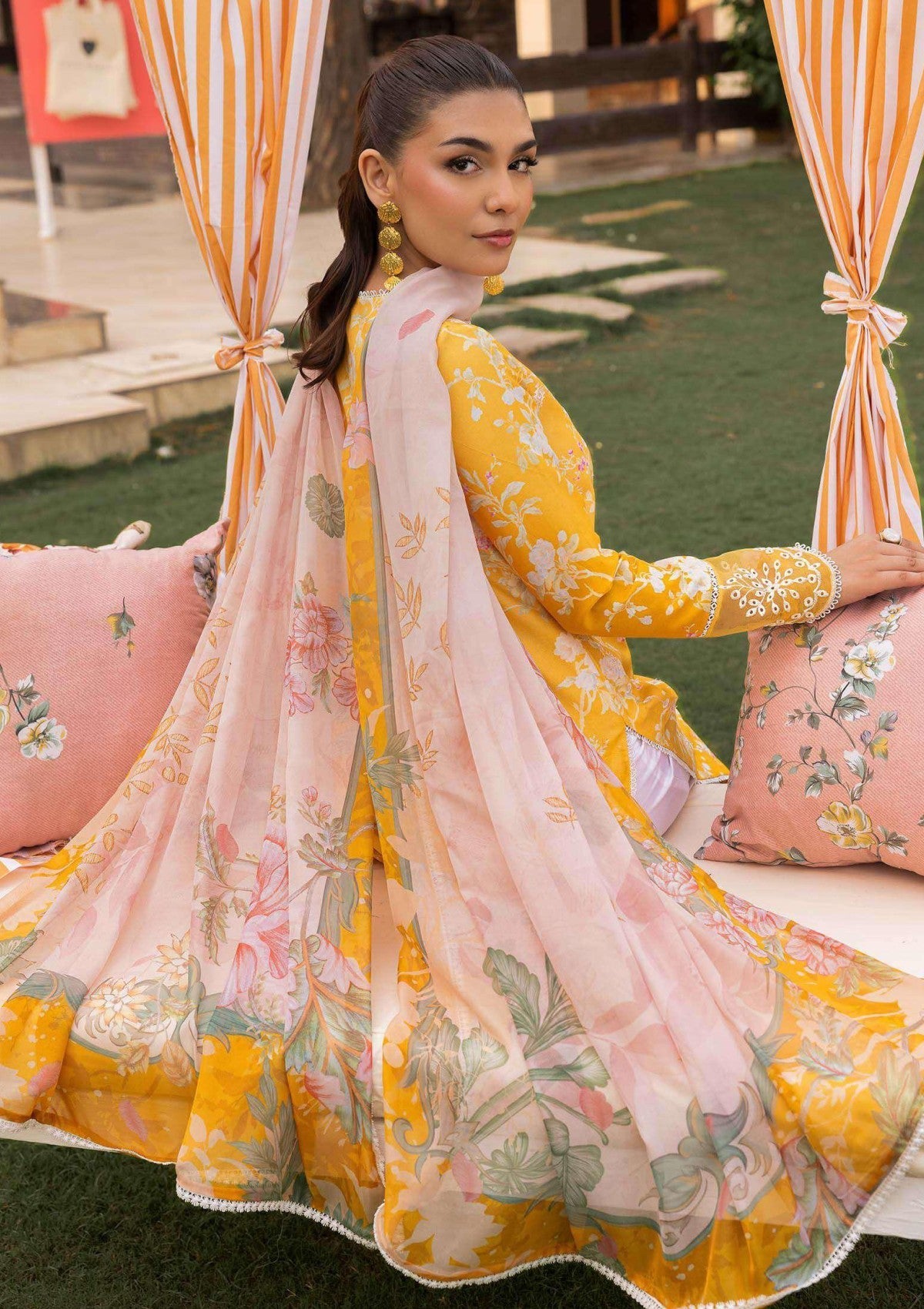 Lawn - Saad Shaikh - Mojito - Printed 25 - SS#1106 - Amber Bloom