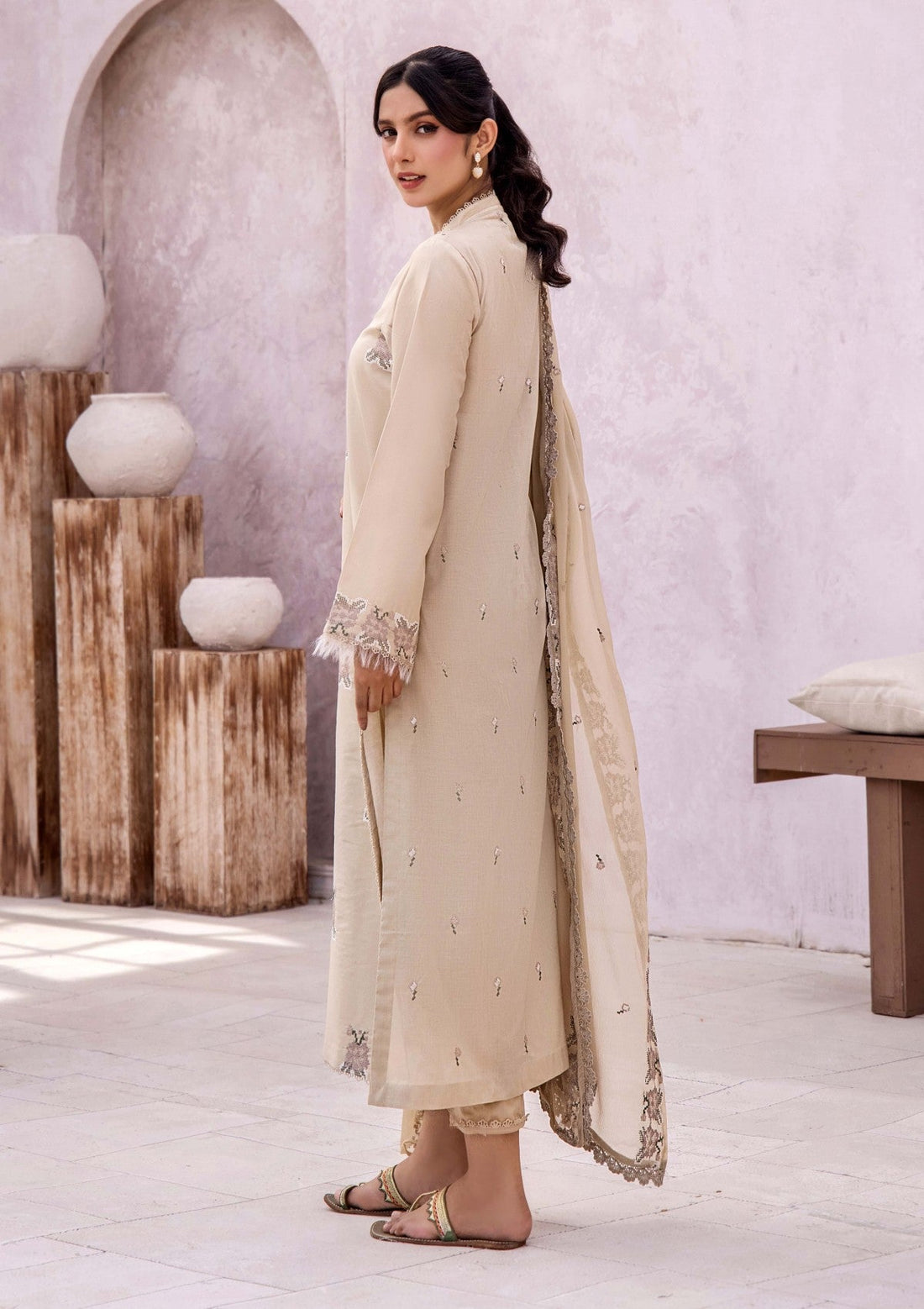Lawn - Humdum - Lilly - HL25#10