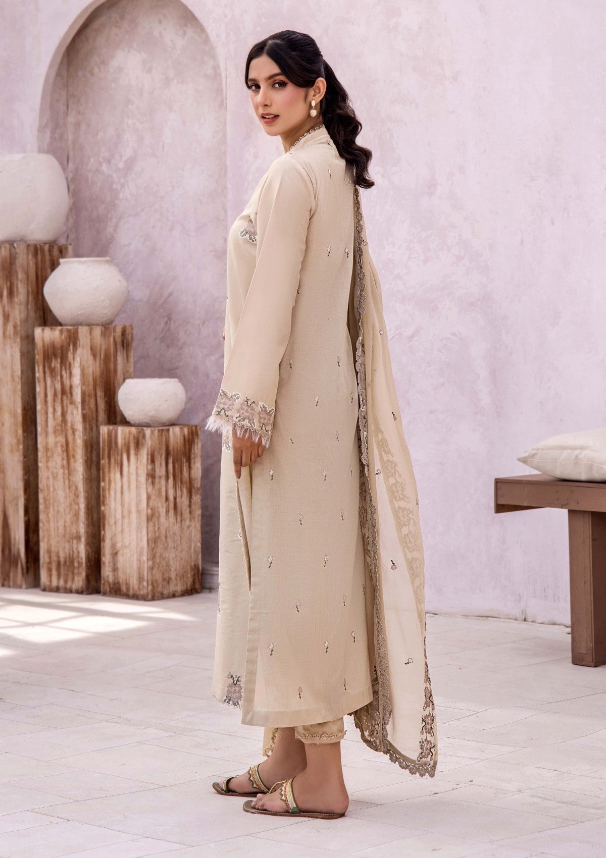 Lawn - Humdum - Lilly - HL25#10
