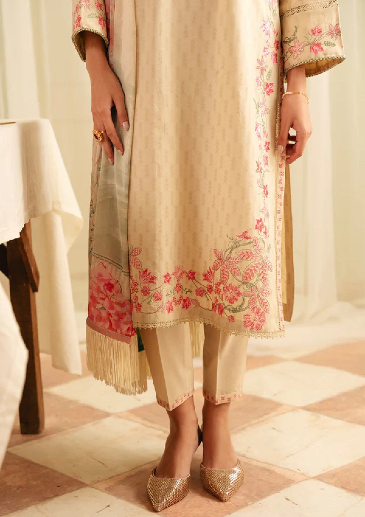 Lawn - Sahar - Jacquard Embroidered - FL-V1-S25-01 - Botanic Beige