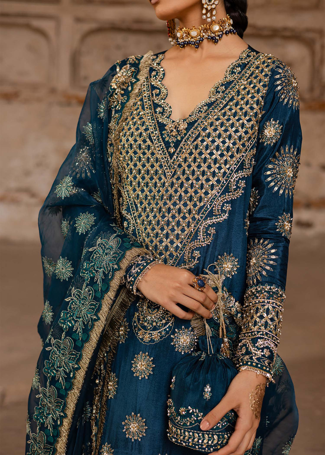 Akbar Aslam | Luxury Formals | Zinia