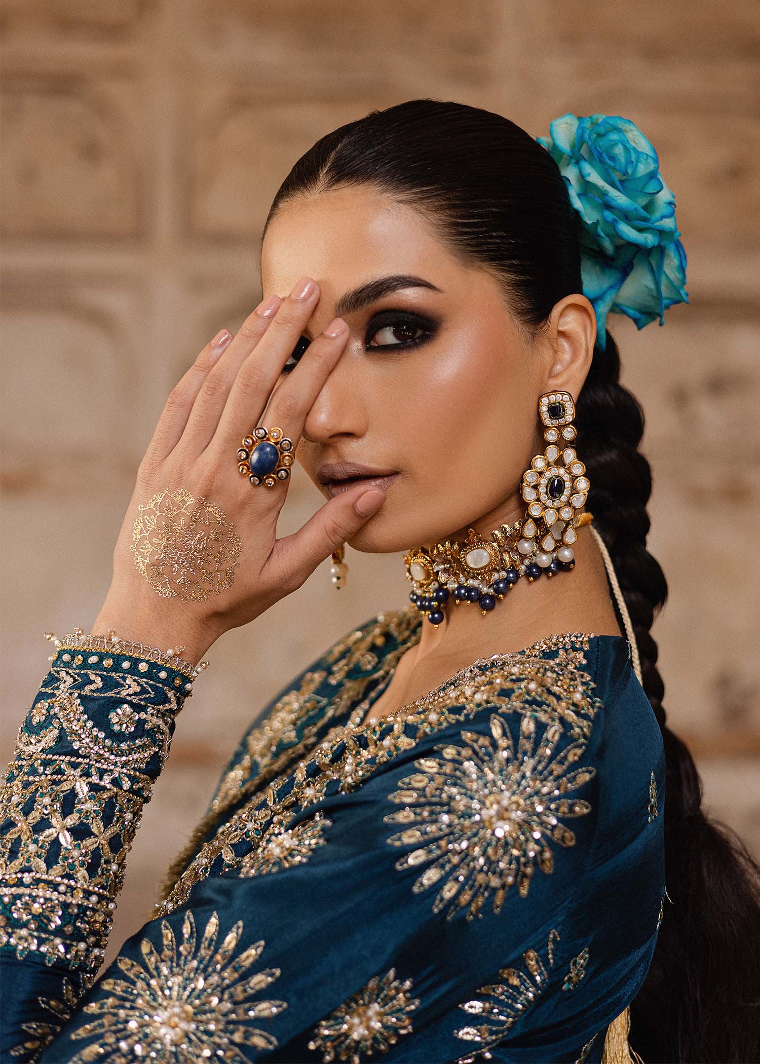 Akbar Aslam | Luxury Formals | Zinia