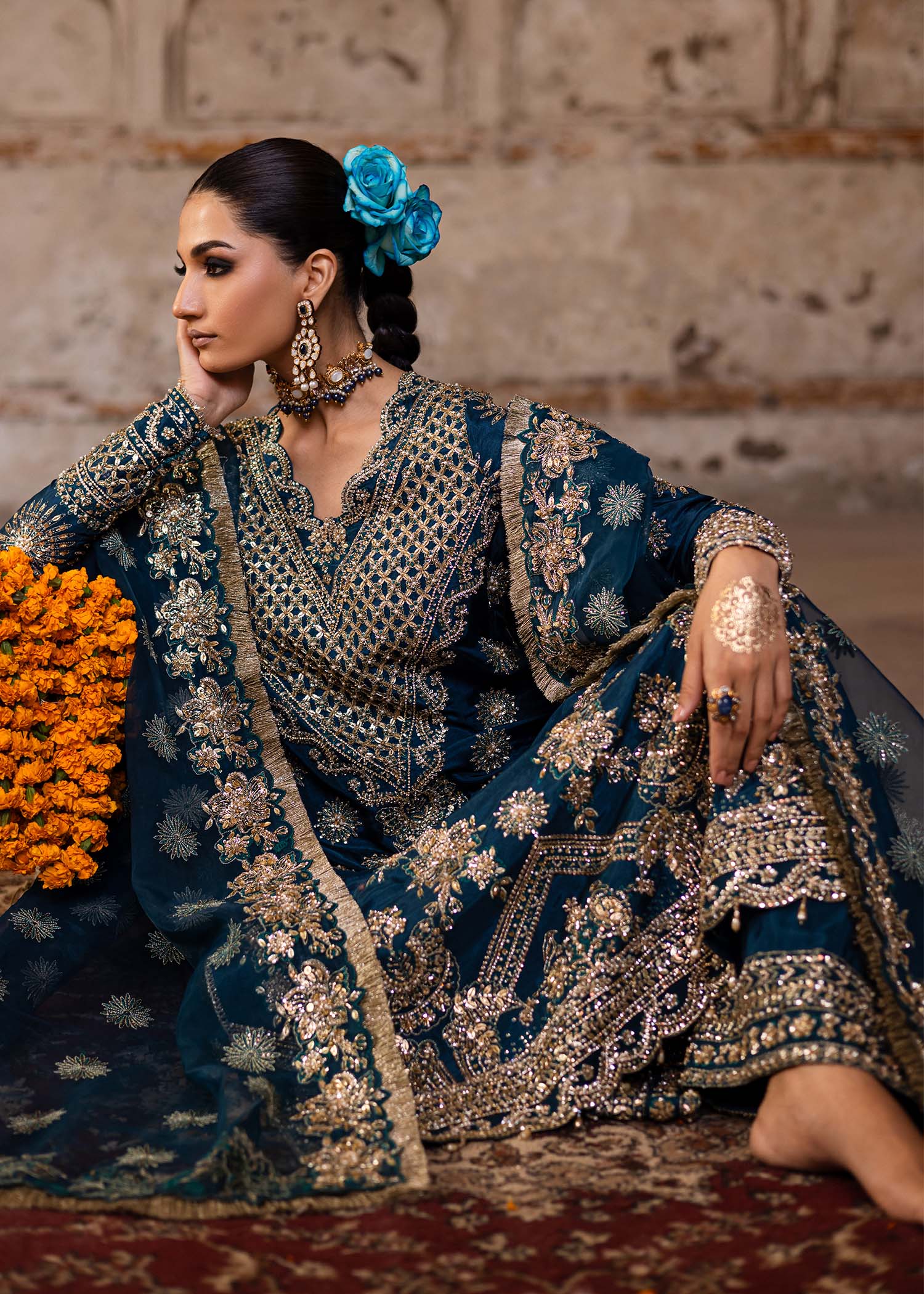 Akbar Aslam | Luxury Formals | Zinia