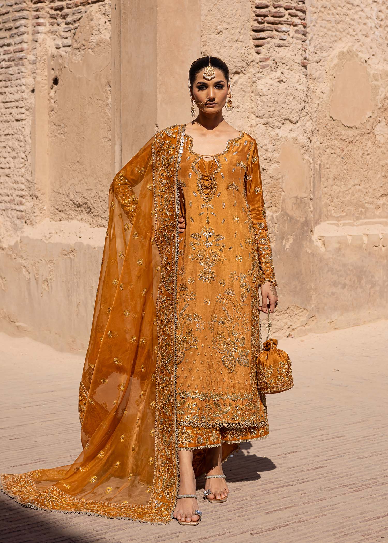 Akbar Aslam | Luxury Formals | Zarmisha