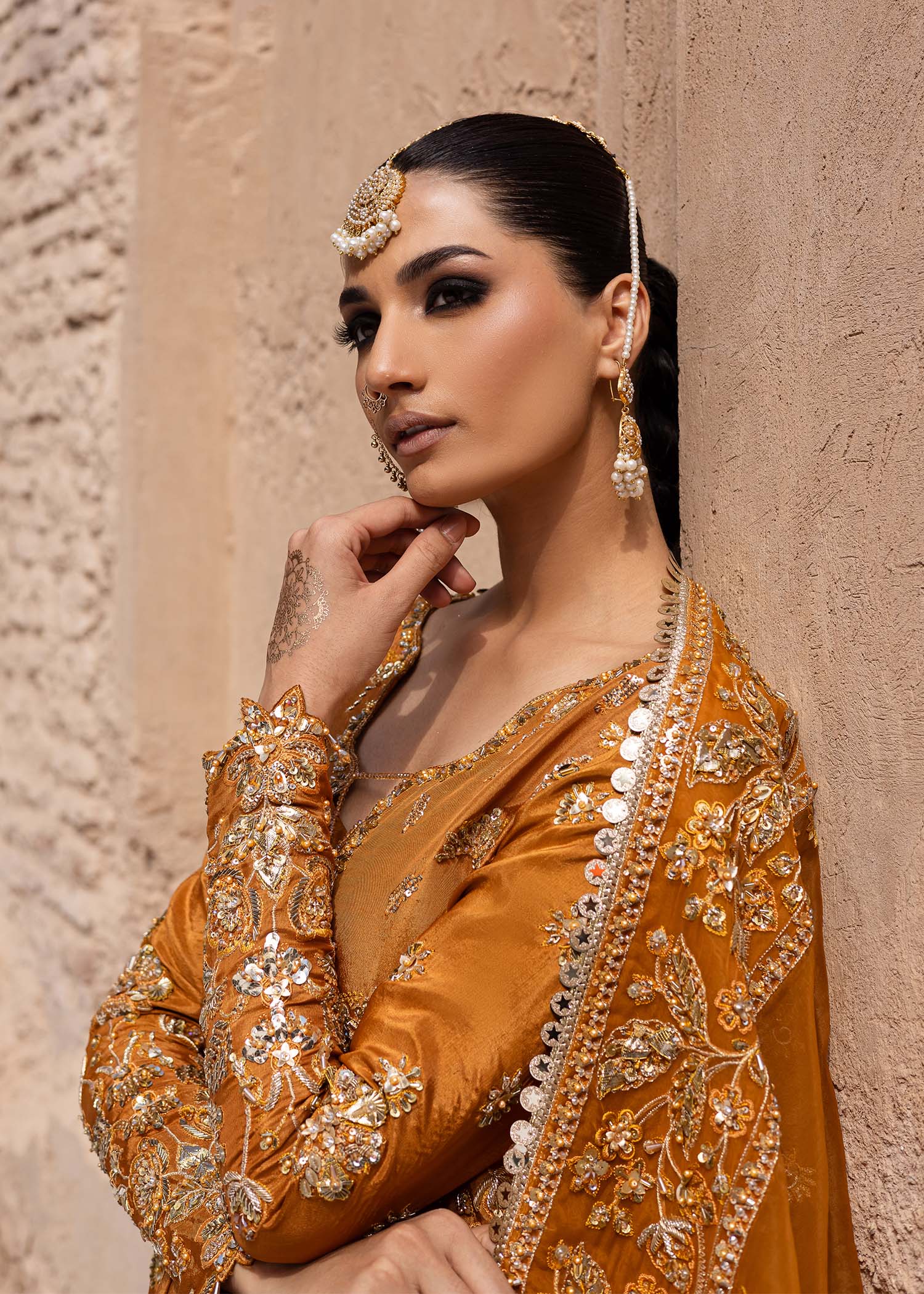 Akbar Aslam | Luxury Formals | Zarmisha