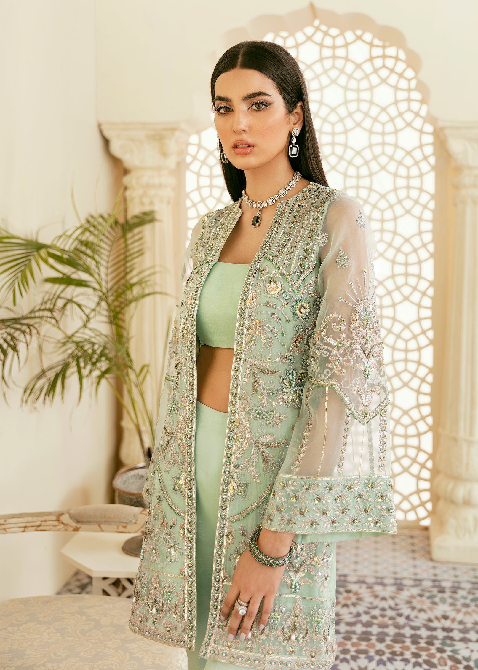 Akbar Aslam | Formals | Juan