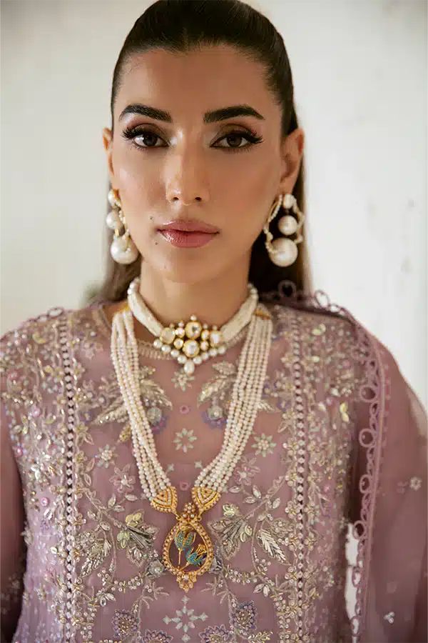 Suffuse | Freeshia Formals 23 | Raha -  Suffuse Formal -  Agha Fabrics