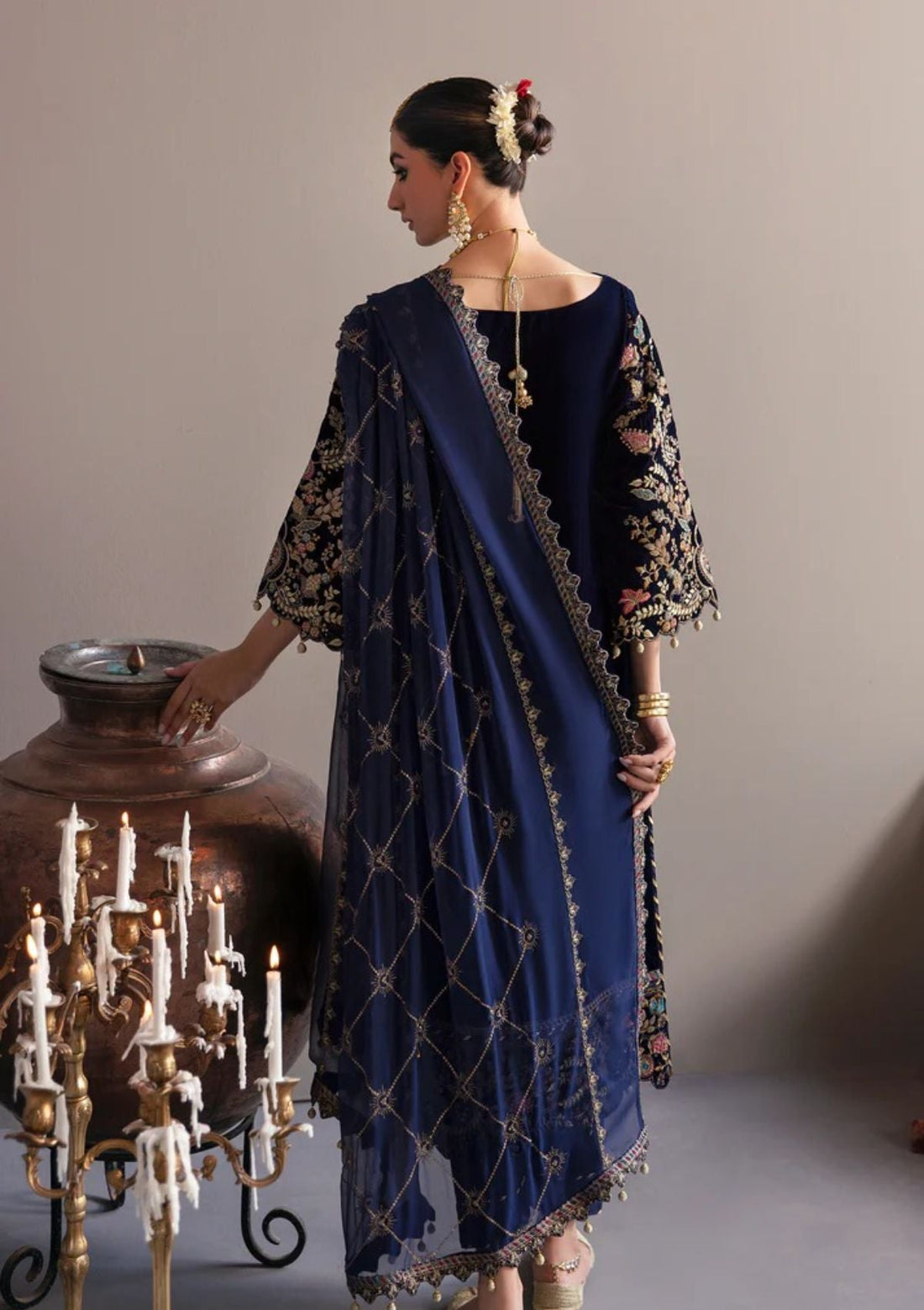 Winter Collection - Emaan Adeel - Makhmal Velvet - Falak - D#03