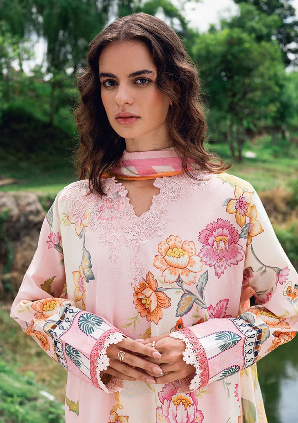 Lawn - Roheenaz - Garden Veil - Printed 25 - RGV#05-B - Wildflower fluff