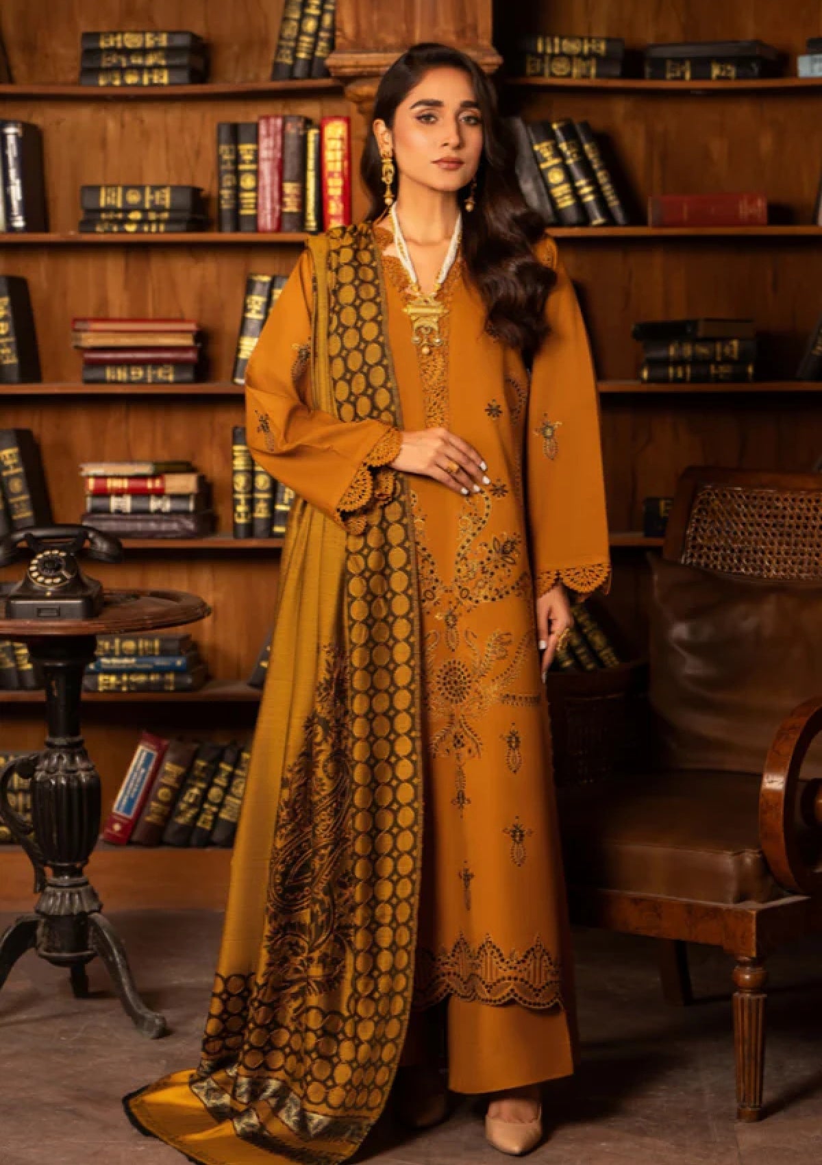 Winter - Humdum - Aaima Wool 25 - HW#02
