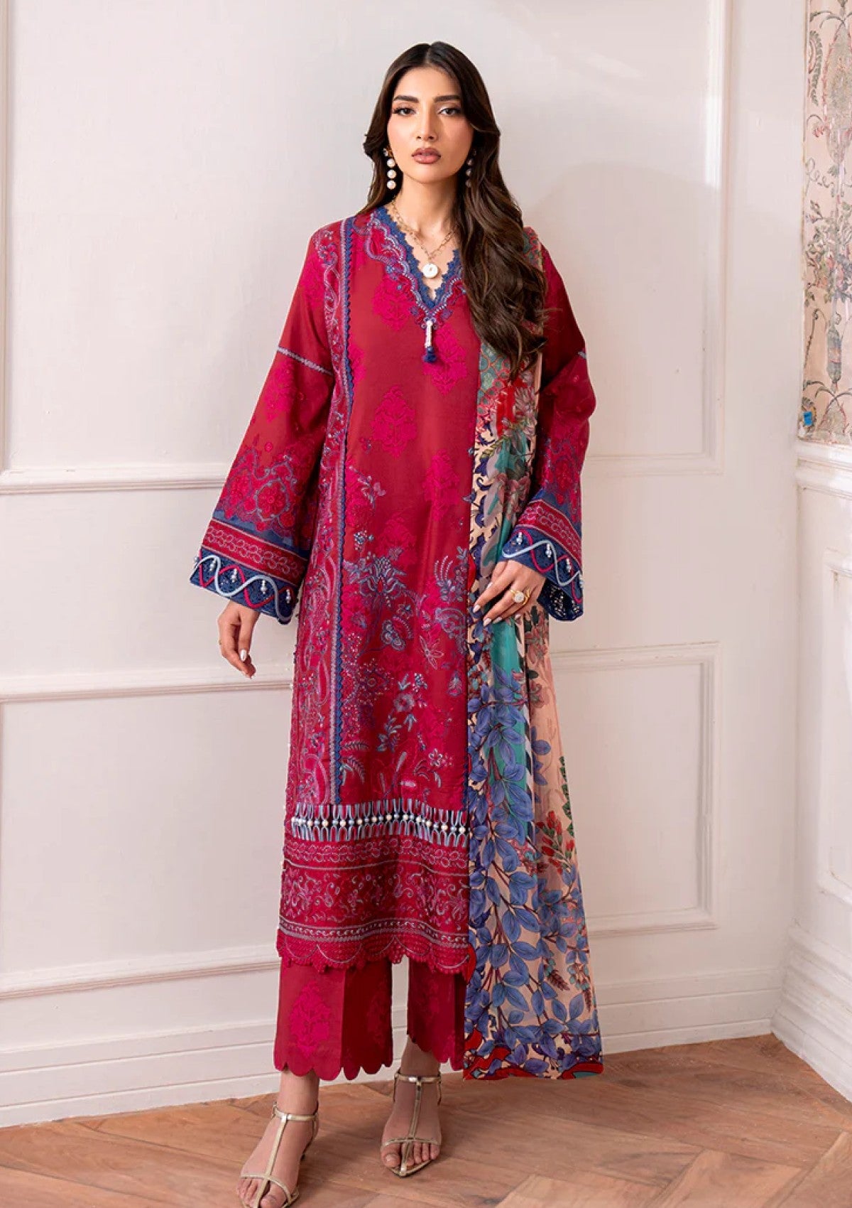 Winter - Roheenaz - Aezel - Embroidered Cambric - RC25#05 B - Oriva