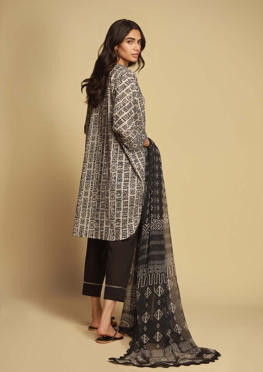 Lawn Collection - Sahar - Monochrome - SBW-23-01