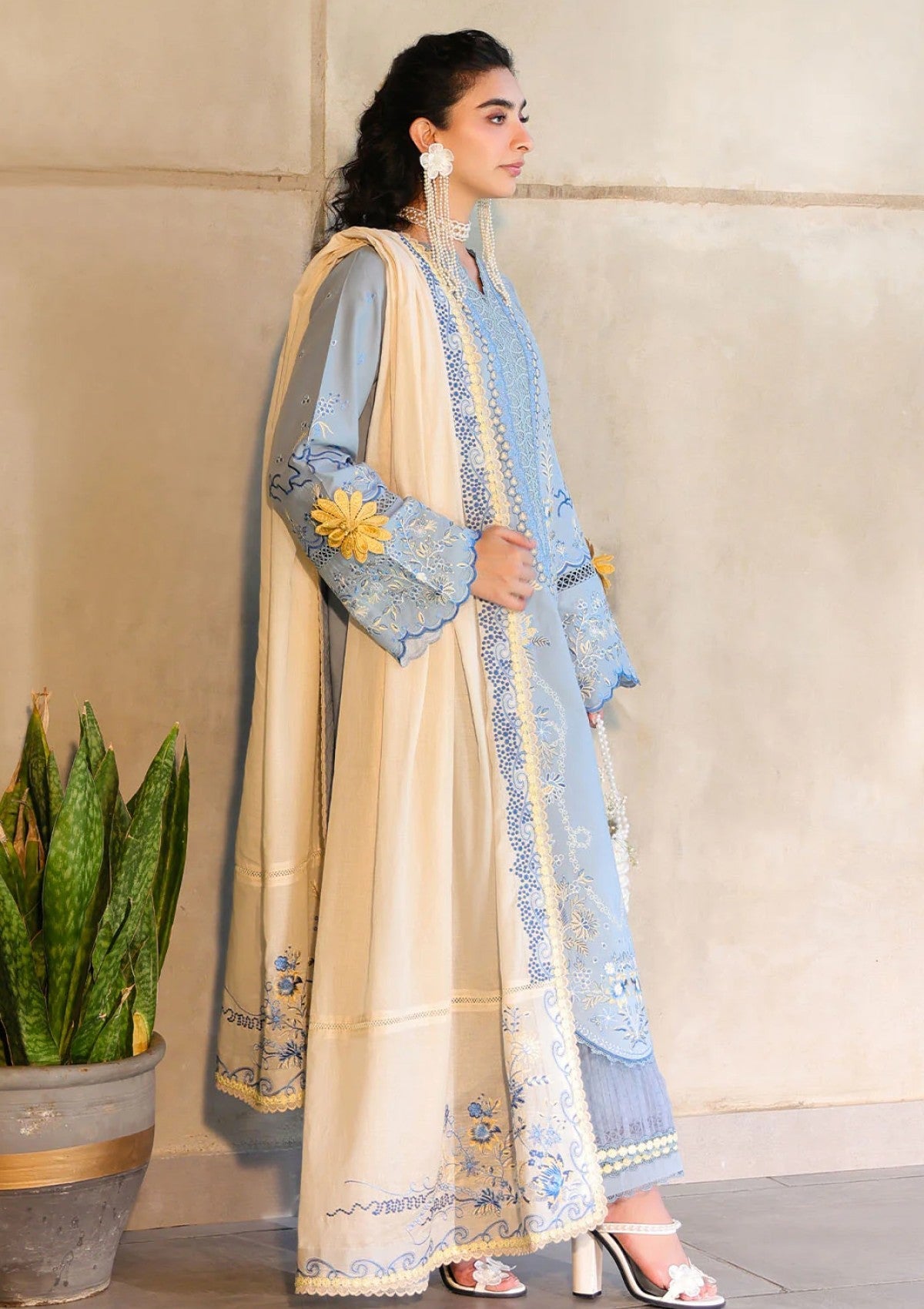 Lawn - Sahane - In Laws - Eid Edit 25 - CT-21007 - Luna