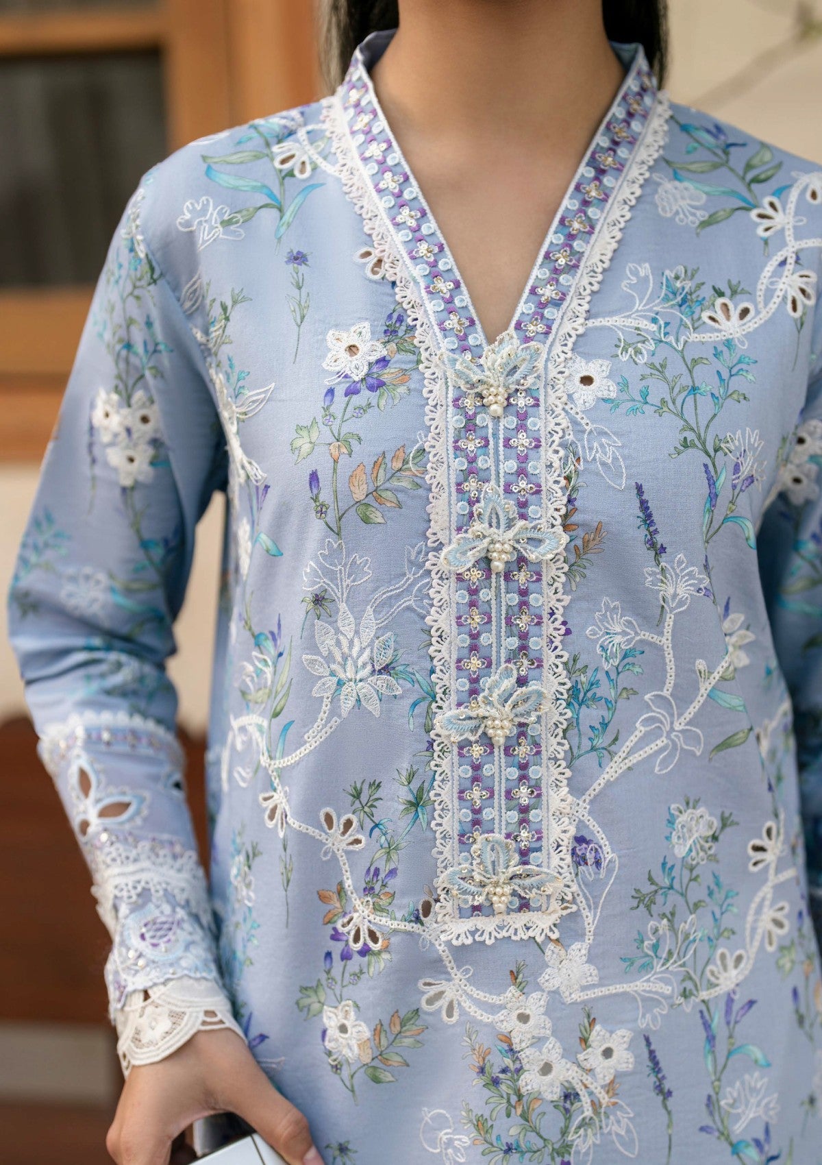 Lawn - Roheenaz - Aashiyana - Luxury 25 - RAL#05-A - Areesha
