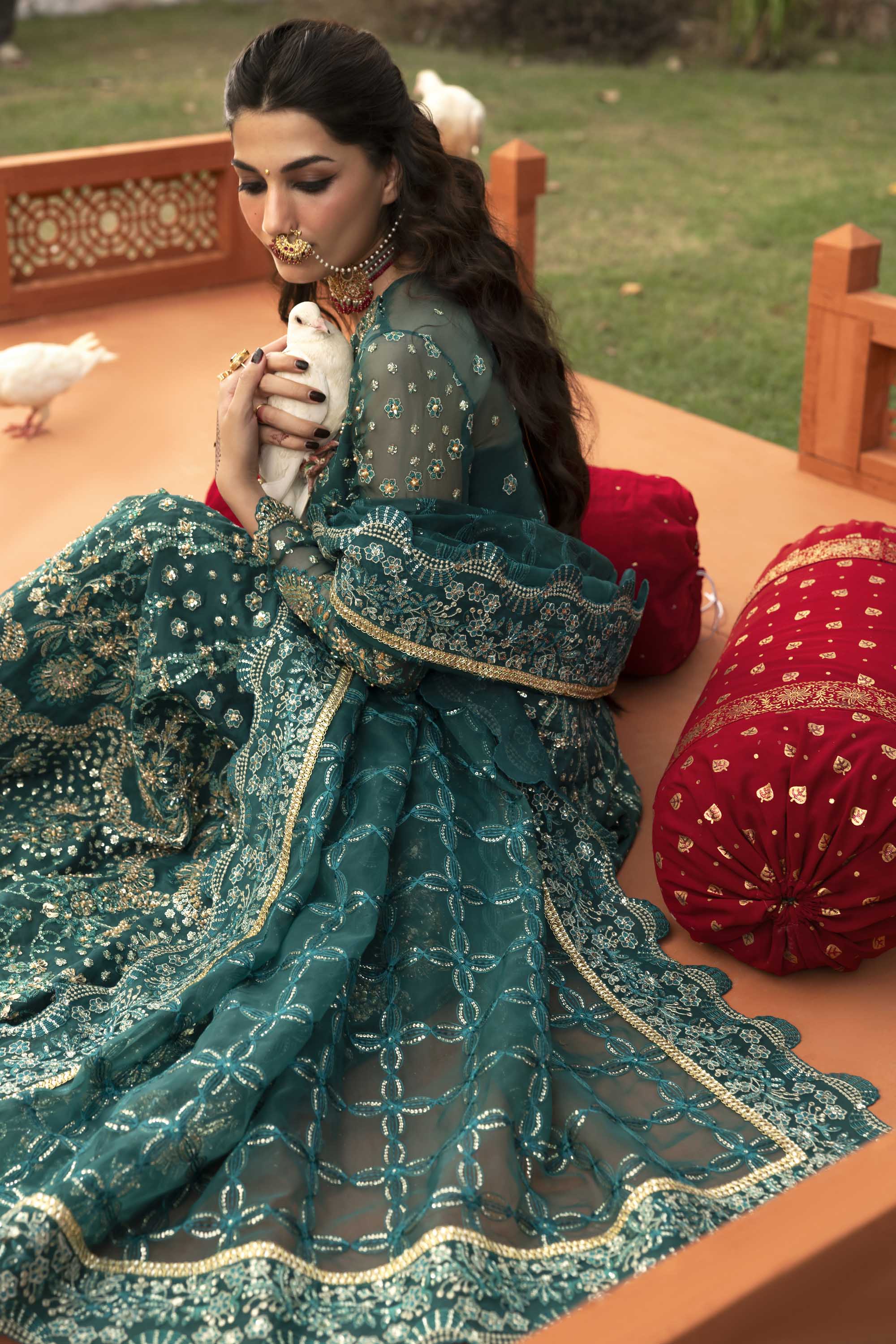 Akbar Aslam | Formals | Gulnar