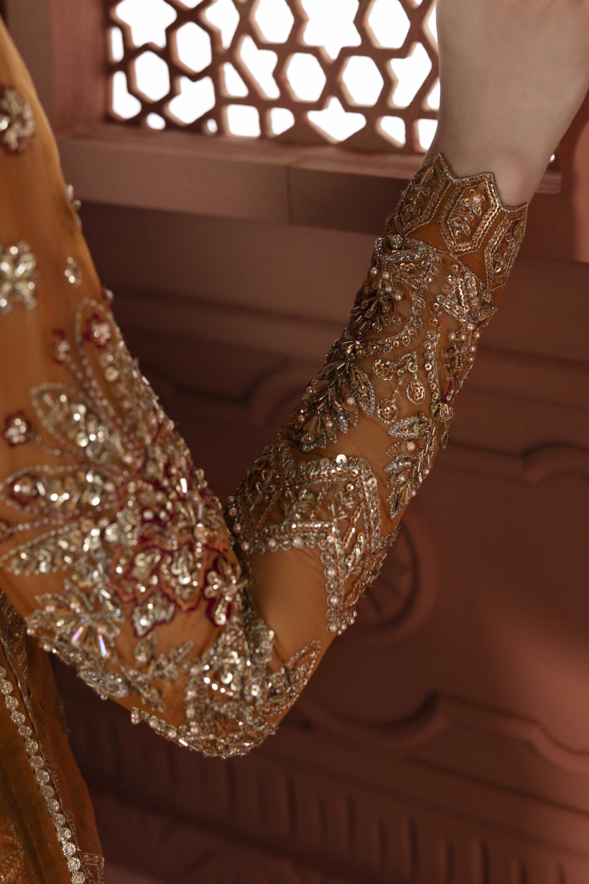 Akbar Aslam | Formals | Zareen