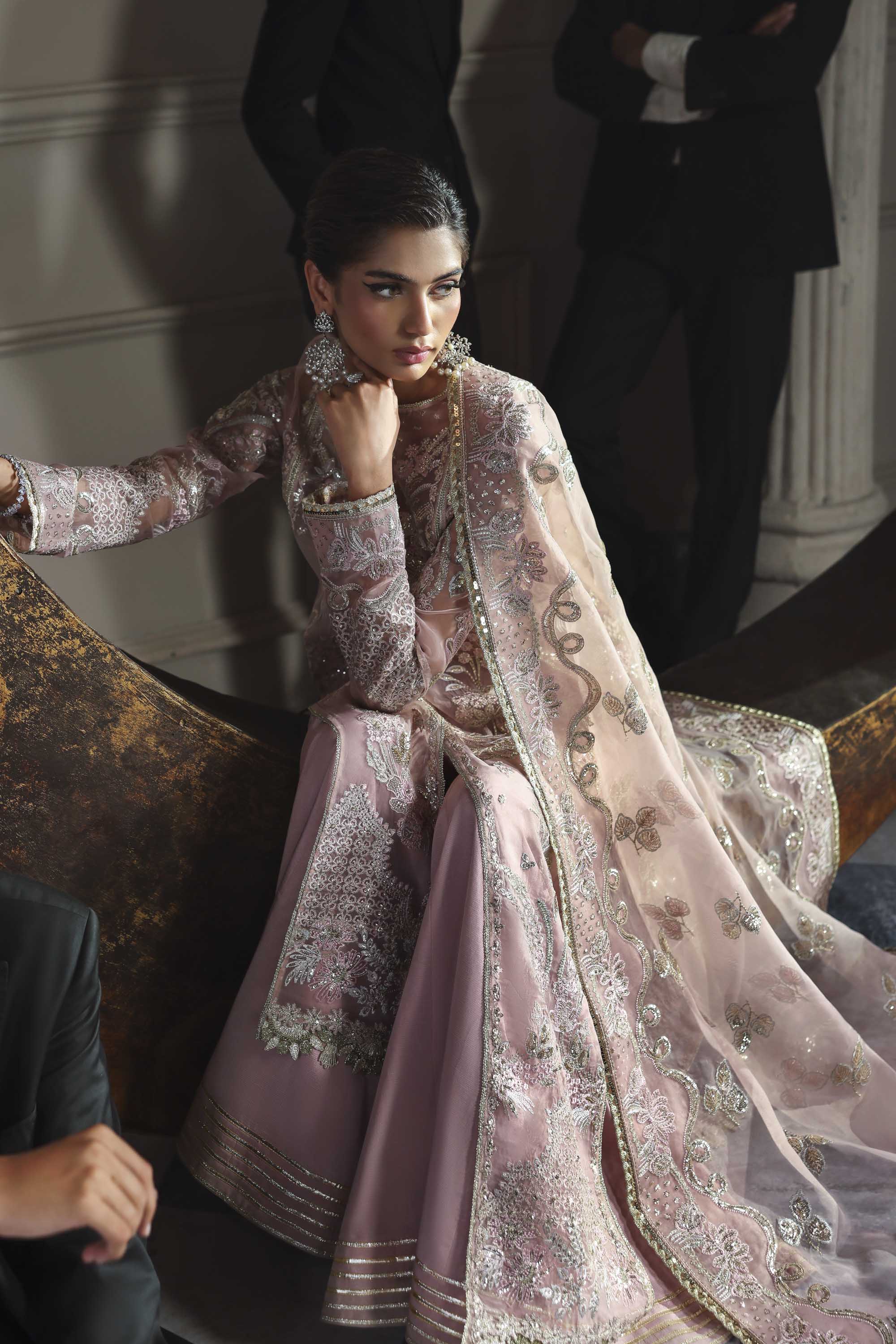 Akbar Aslam | Formals | Shahmeena