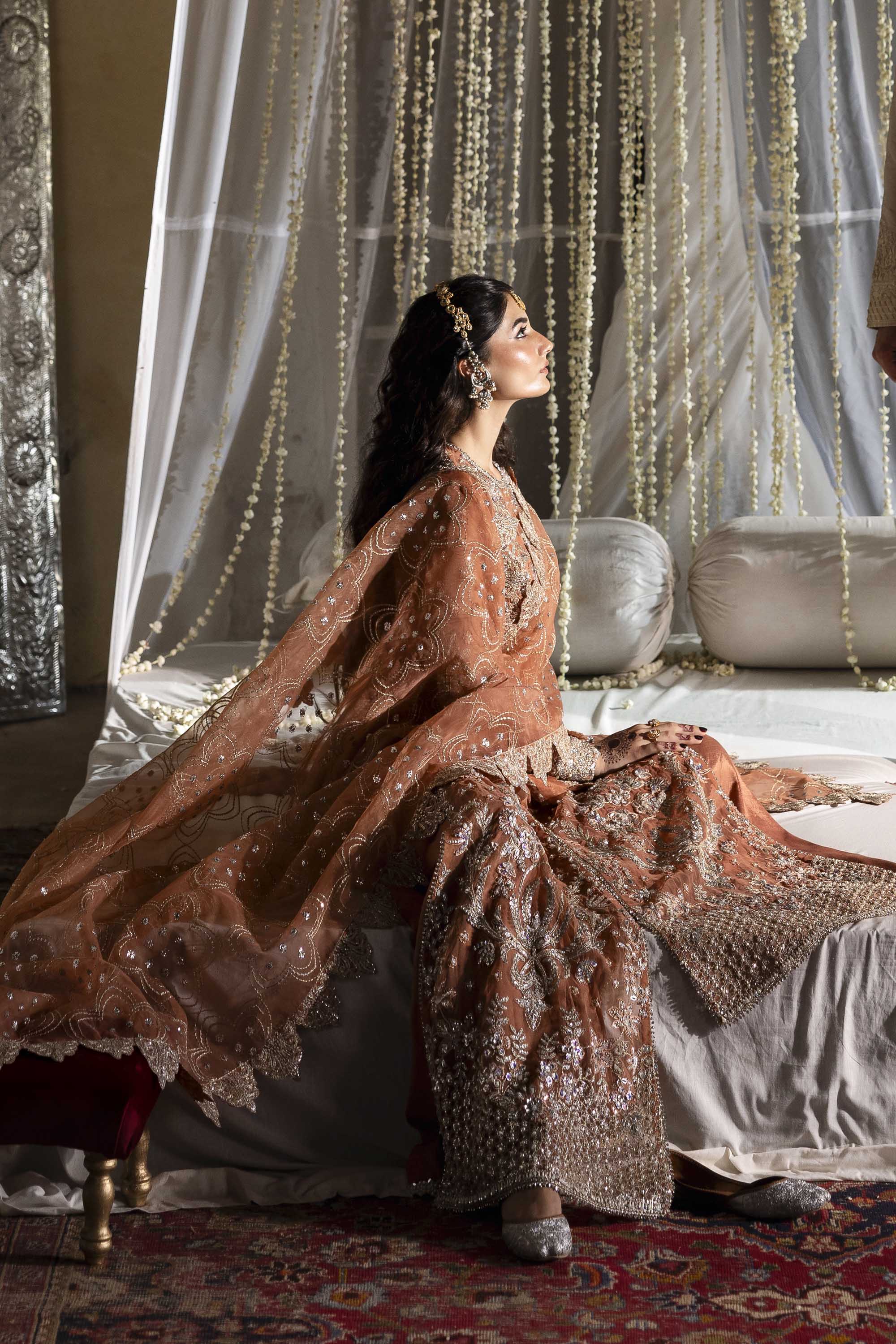 Akbar Aslam | Formals | Meherun