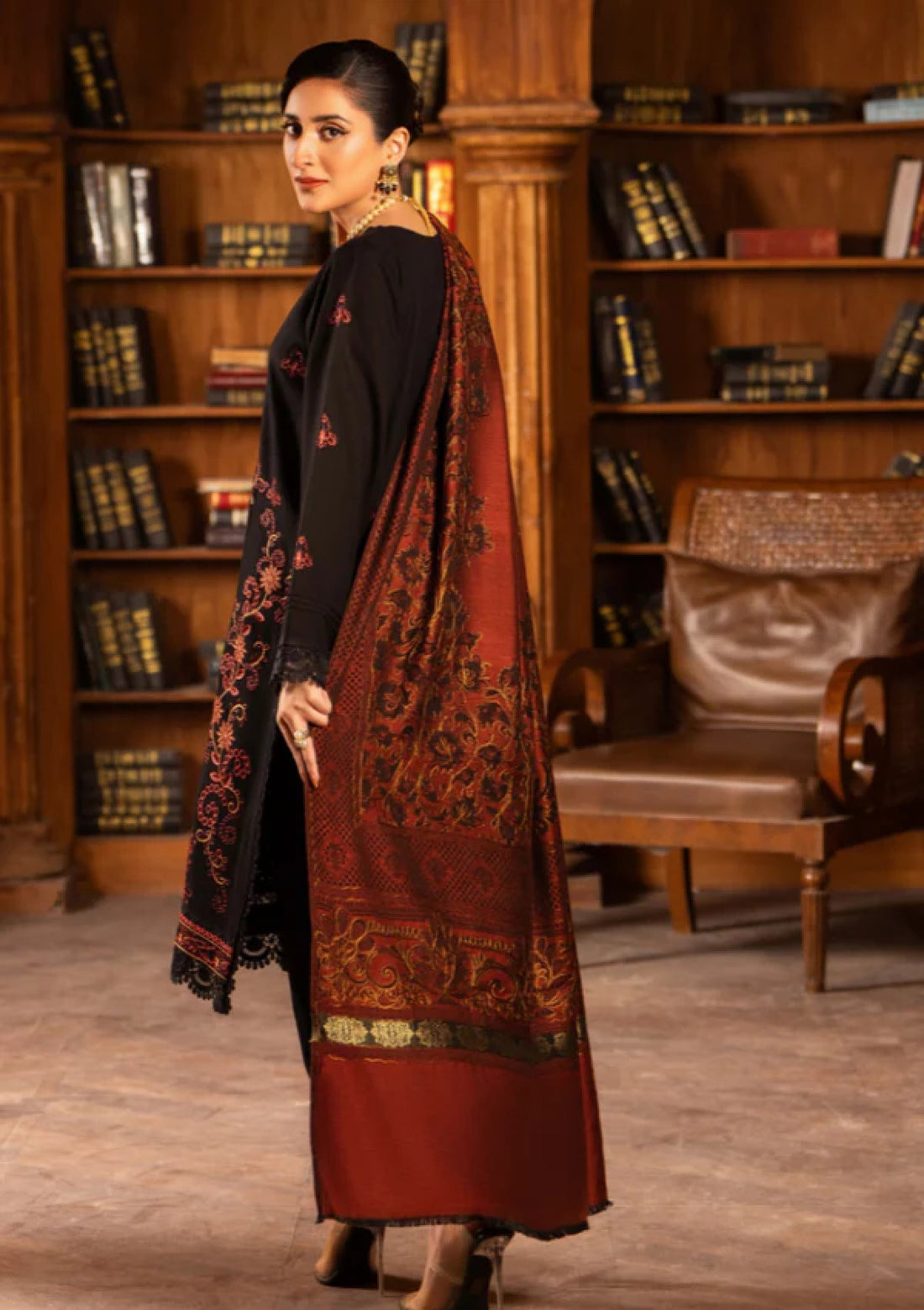 Winter - Humdum - Aaima Wool 25 - HW#08