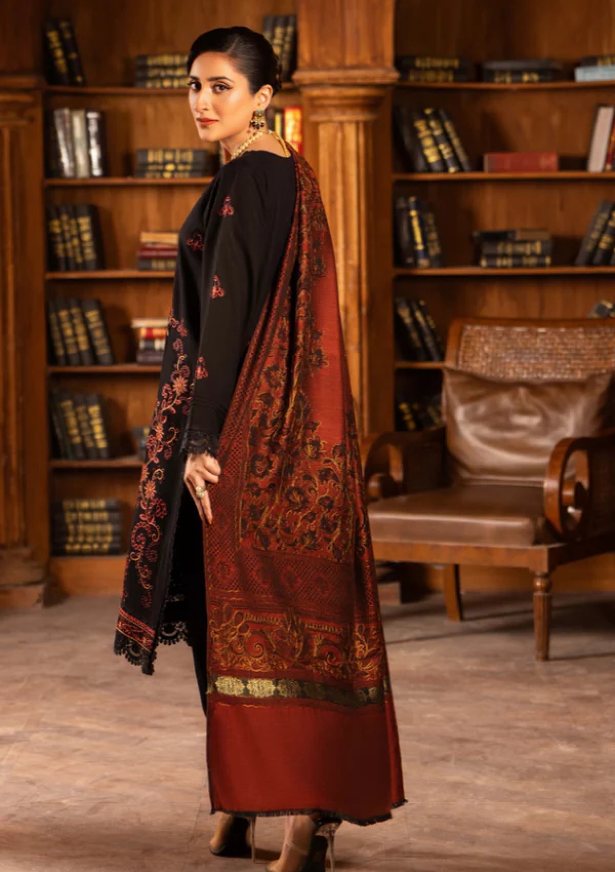 Winter - Humdum - Aaima Wool 25 - HW#08
