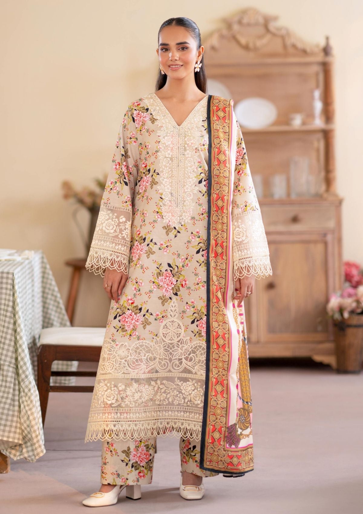 Winter Collection - Mahnur - Leila - Floret