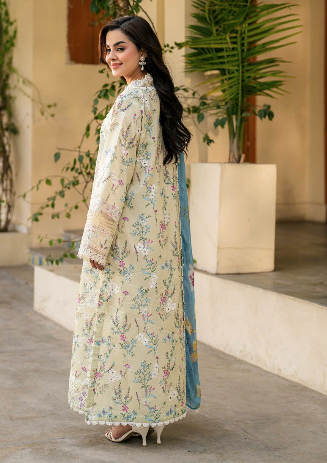 Lawn - Roheenaz - Aashiyana - Luxury 25 - RAL#05-B - Maha