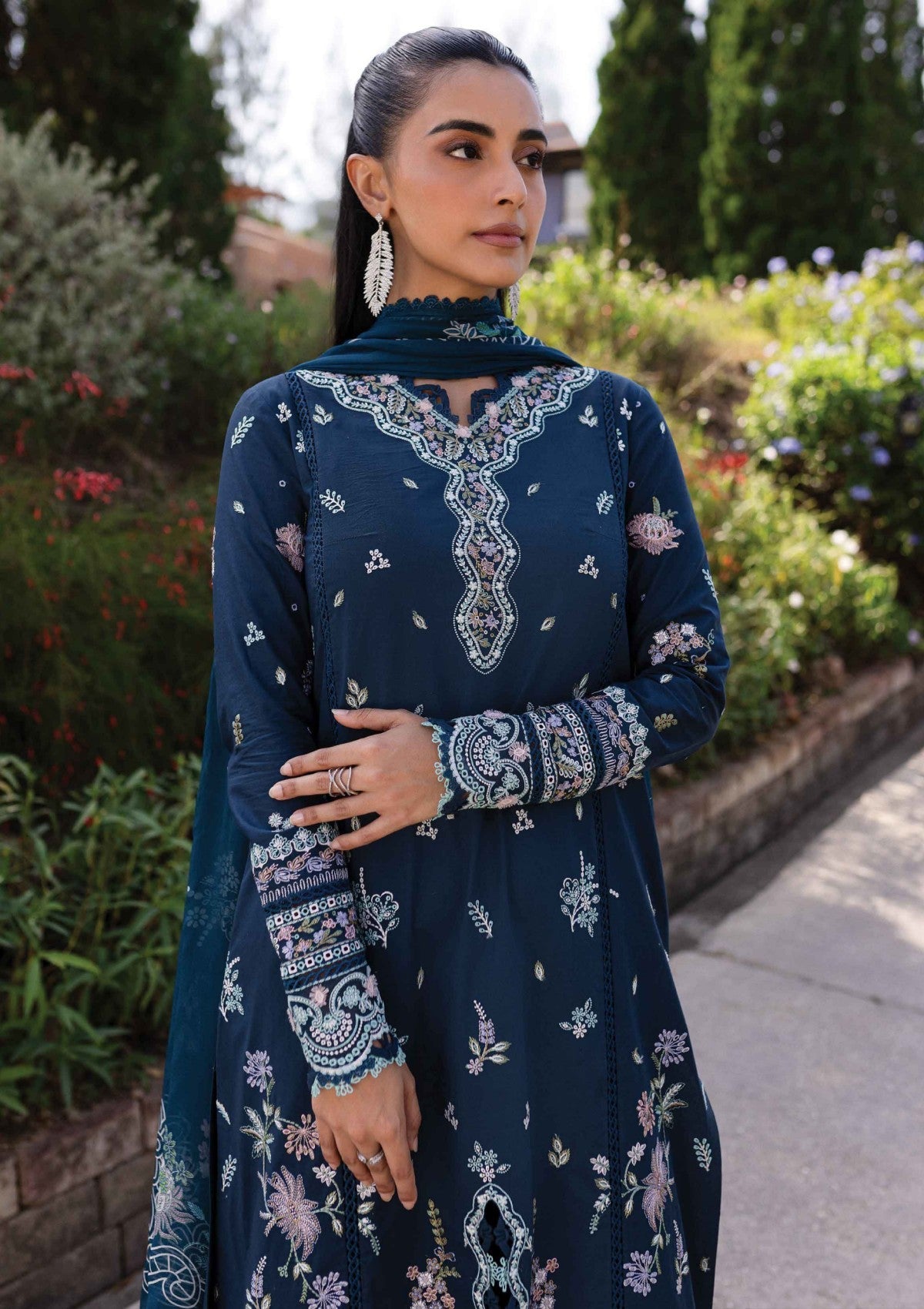 Lawn - Qalamkar - Qline - Summer 25 - QM#01 - Bleu