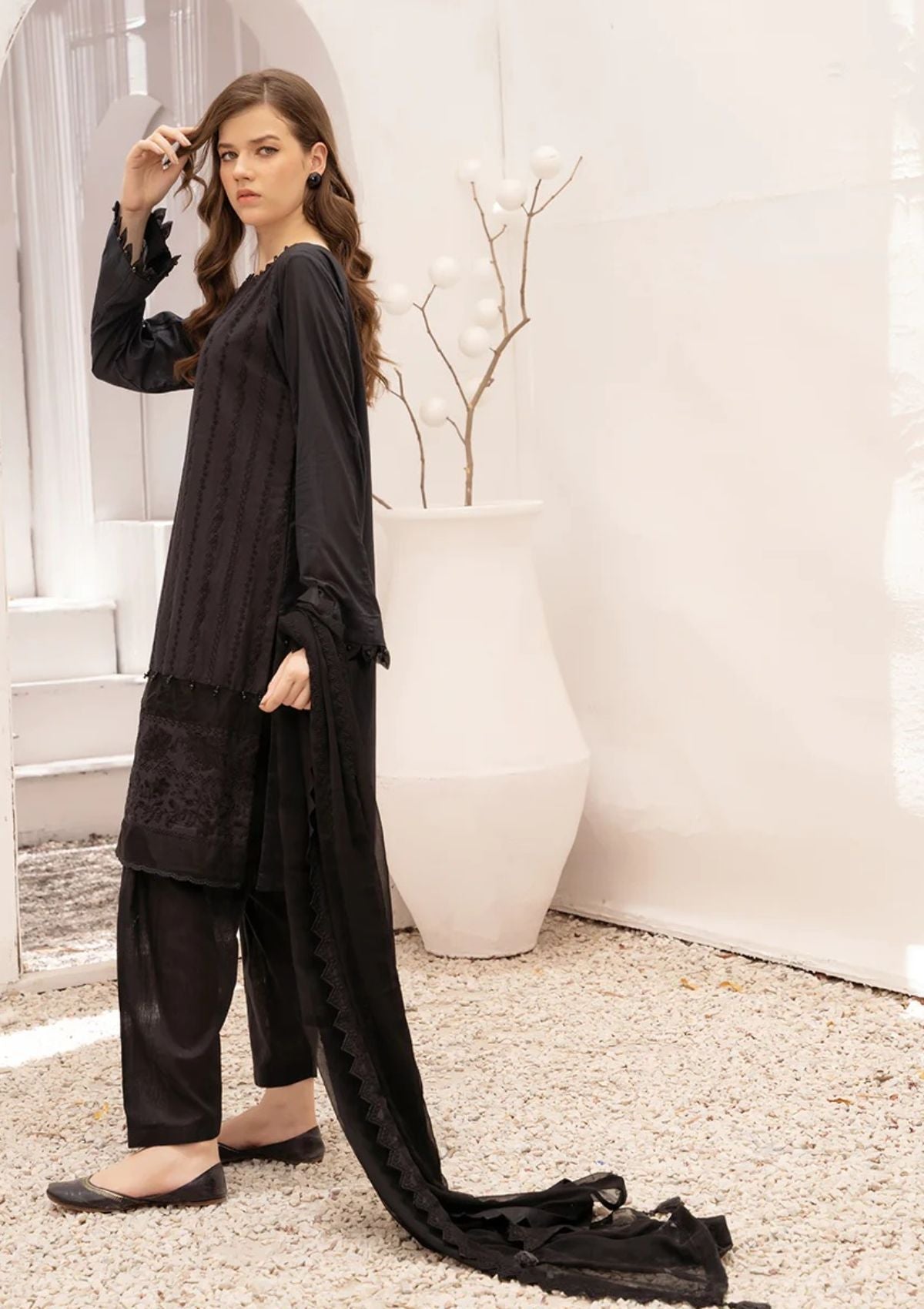Lawn Collection - Salitex - Monochrome - UNS23BW004