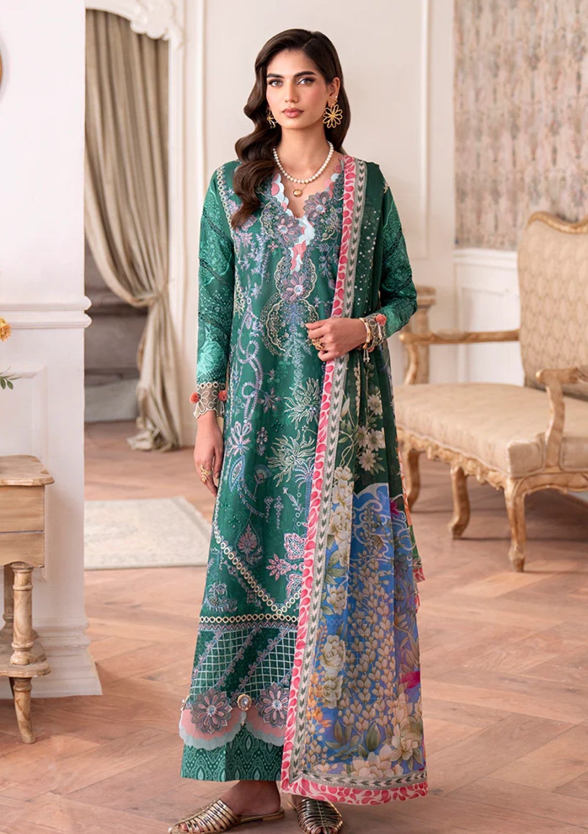 Winter - Roheenaz - Aezel - Embroidered Cambric - RC25#03 B - Maham