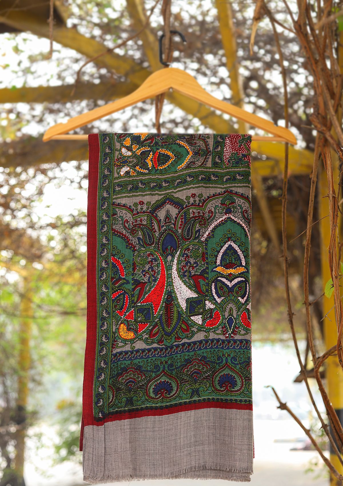 Wool Needle Work Shawl D - 28C - Multi