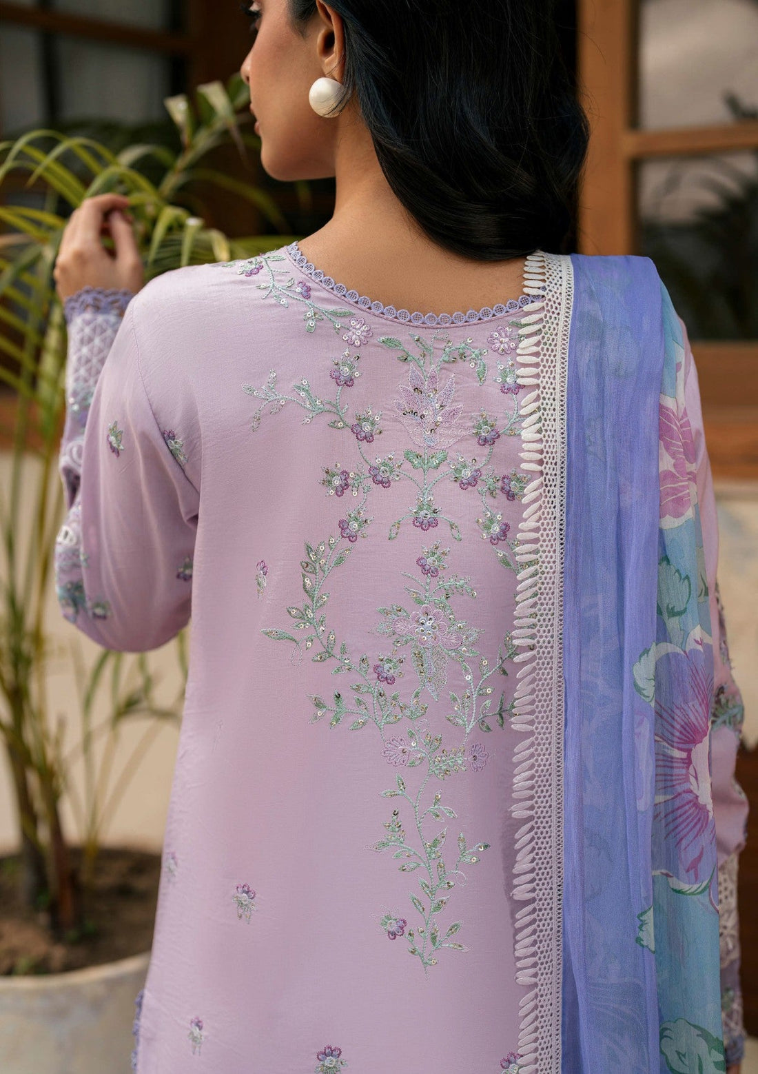 Lawn - Roheenaz - Aashiyana - Luxury 25 - RAL#02-B - Hafsa