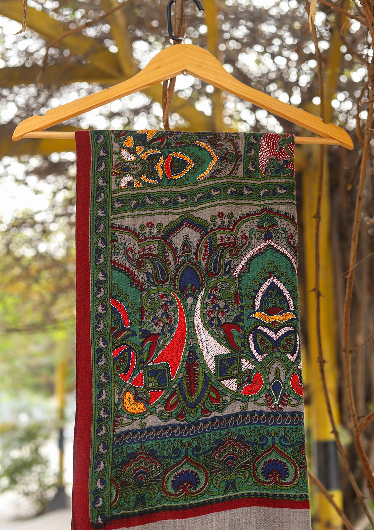 Wool Needle Work Shawl D - 28C - Multi