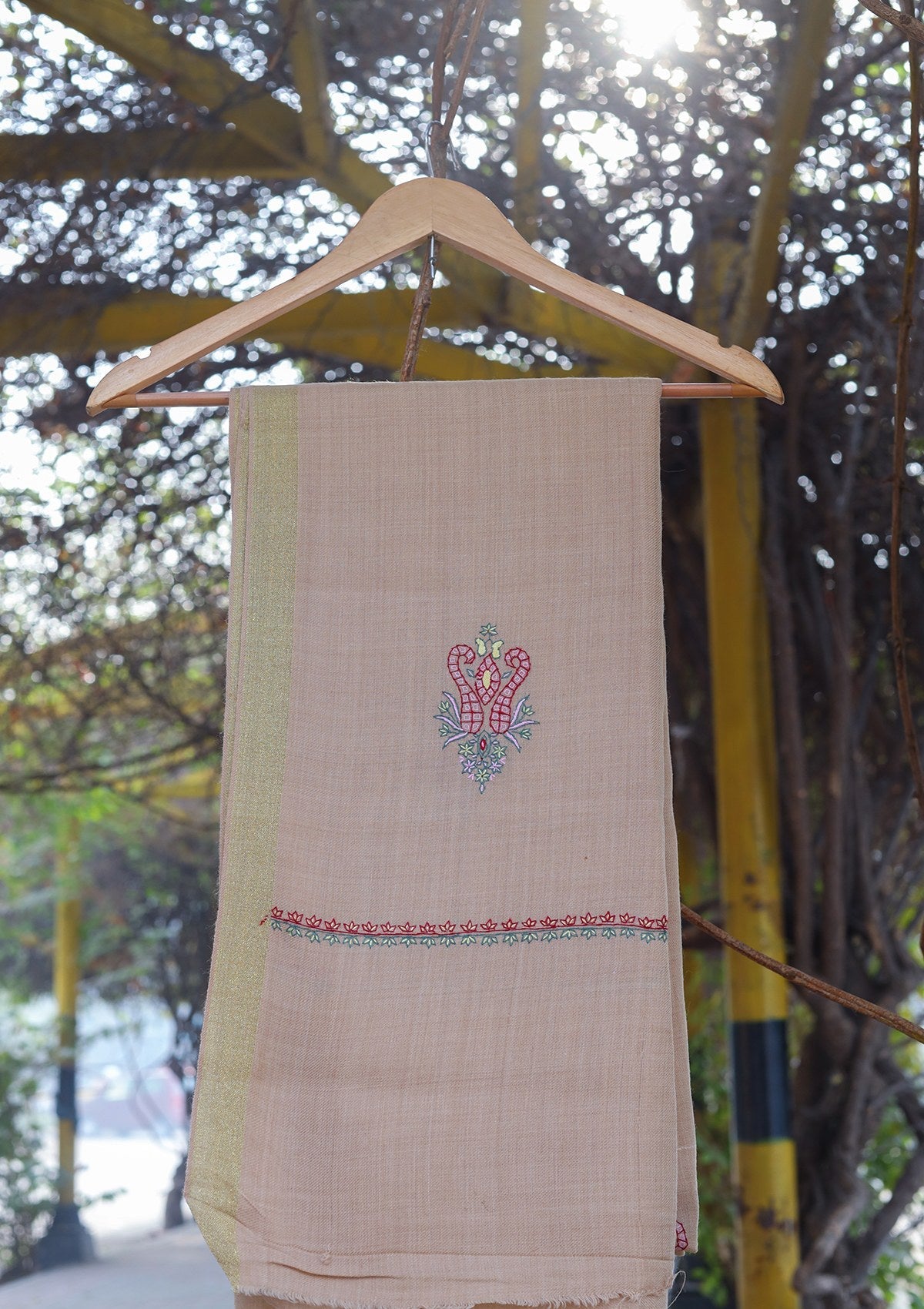 Wool Needle Work Shawl D - 33 - Skin