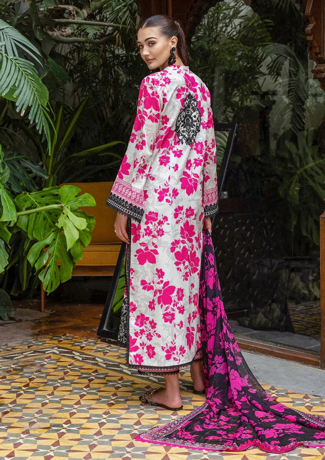 Lawn - Zainab Chottani - Tahra - Volume 2 - Nysa