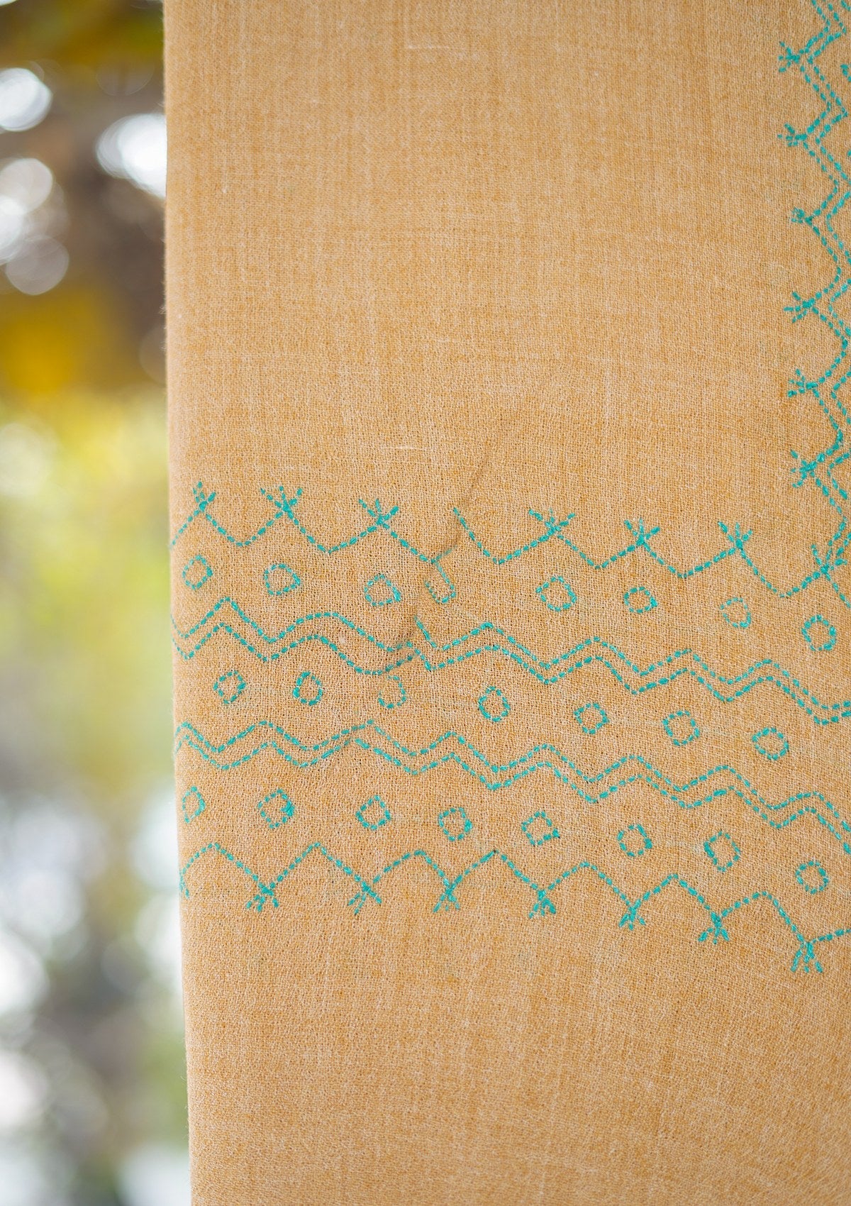 Wool Needle Work Shawl D - 37 - L Gold