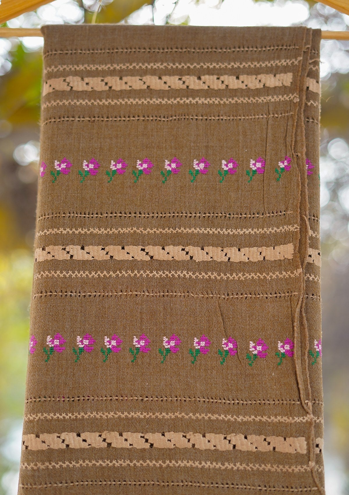 Wool Needle Work Shawl D - 35 - Brown