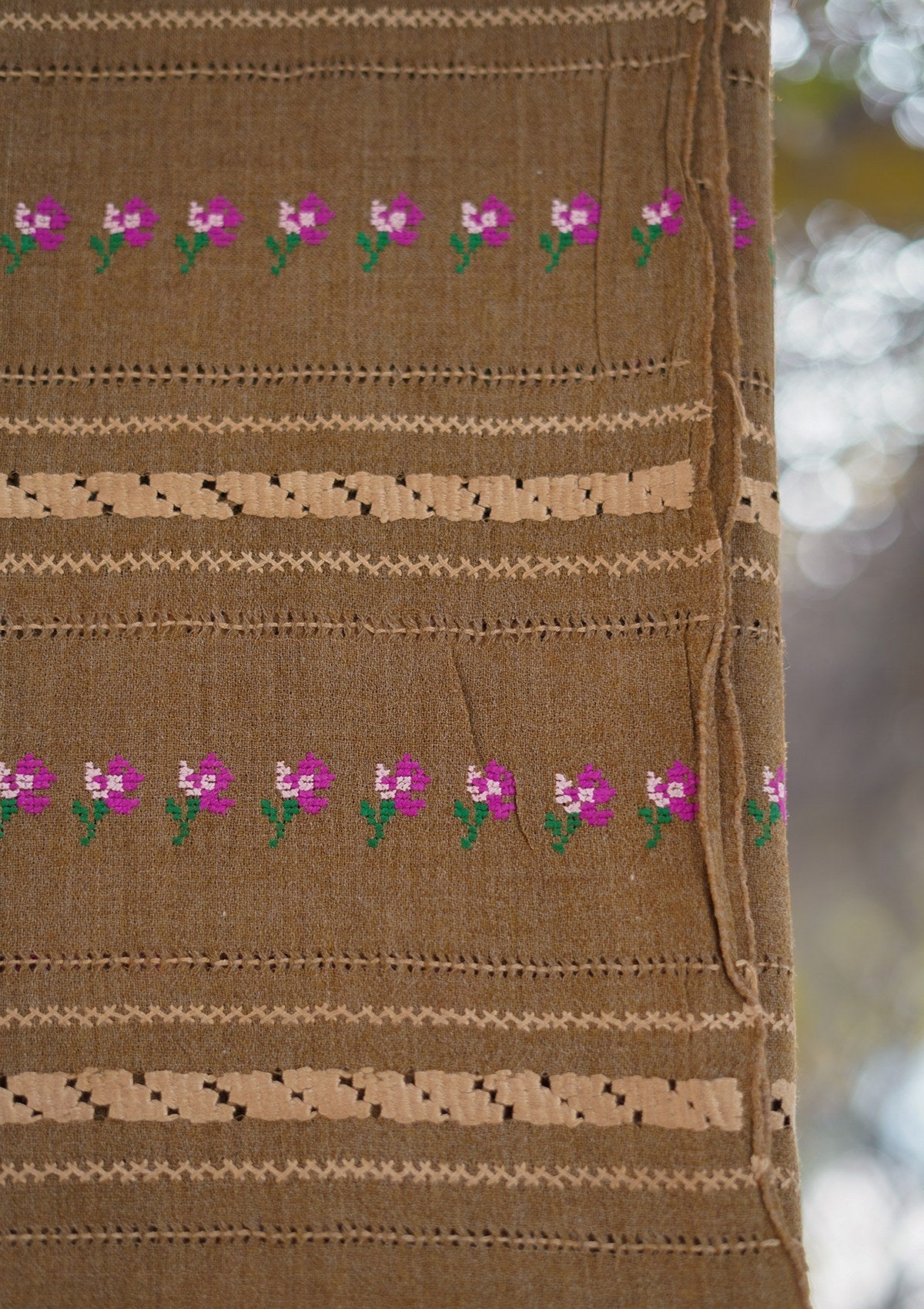 Wool Needle Work Shawl D - 35 - Brown