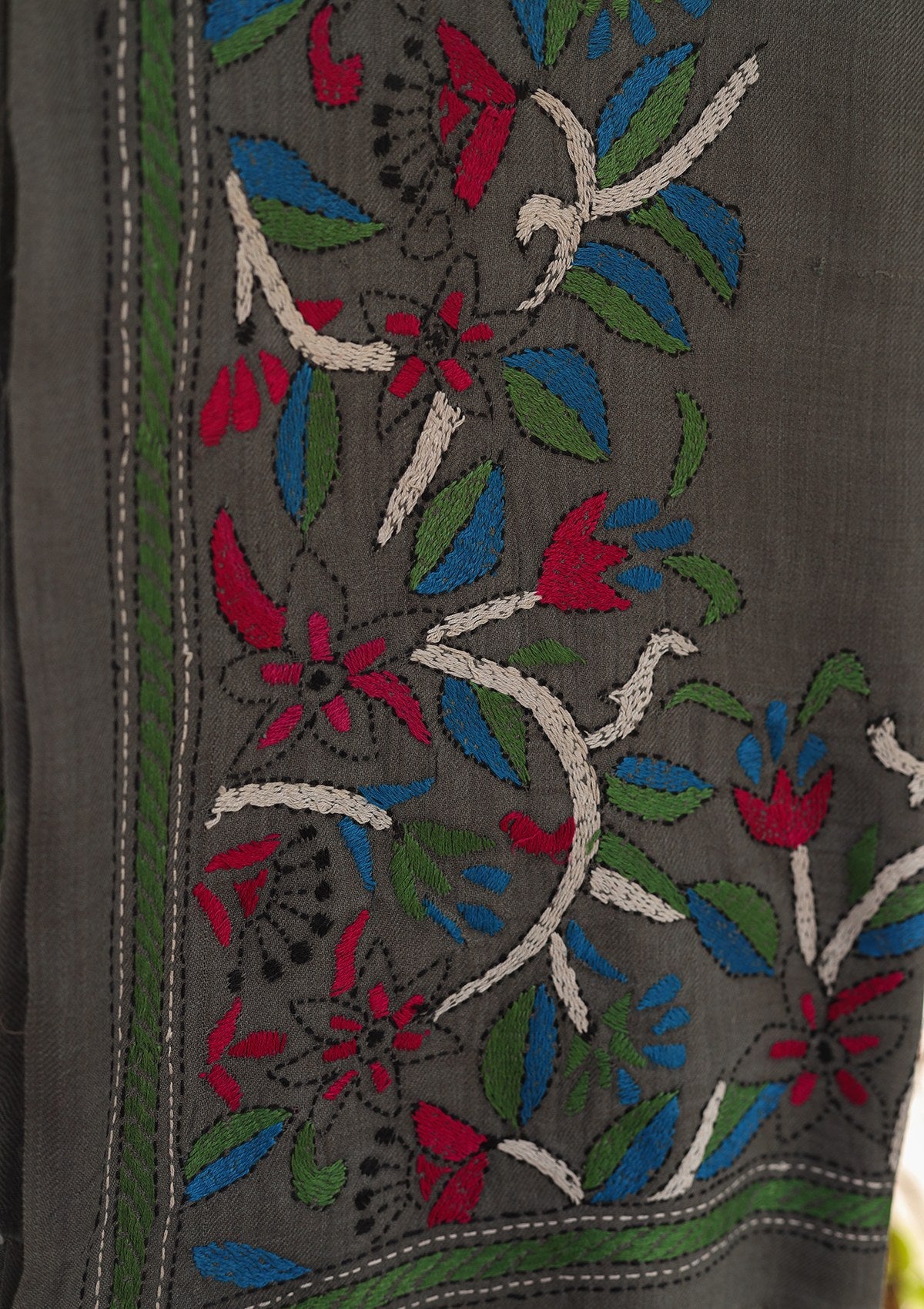 Wool Needle Work Shawl D - 29 - G Grey