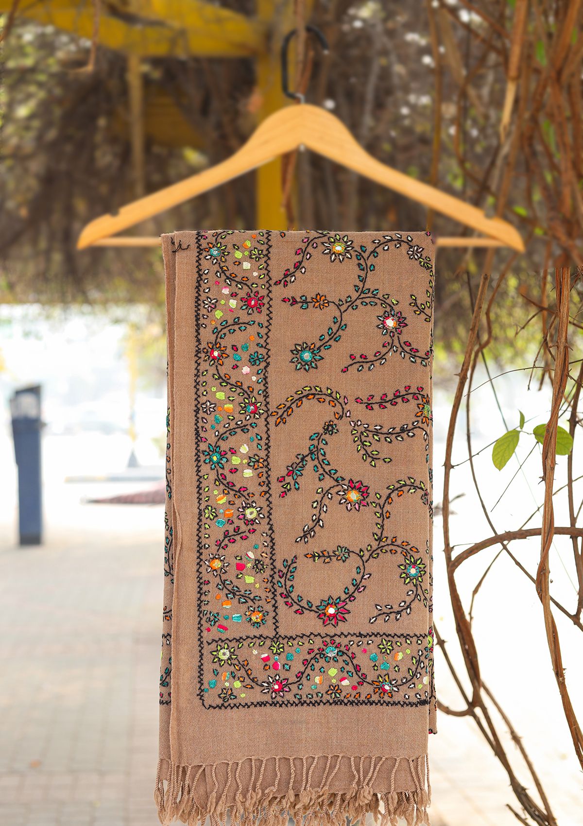 Wool Needle Work Shawl D - 27 - Brown