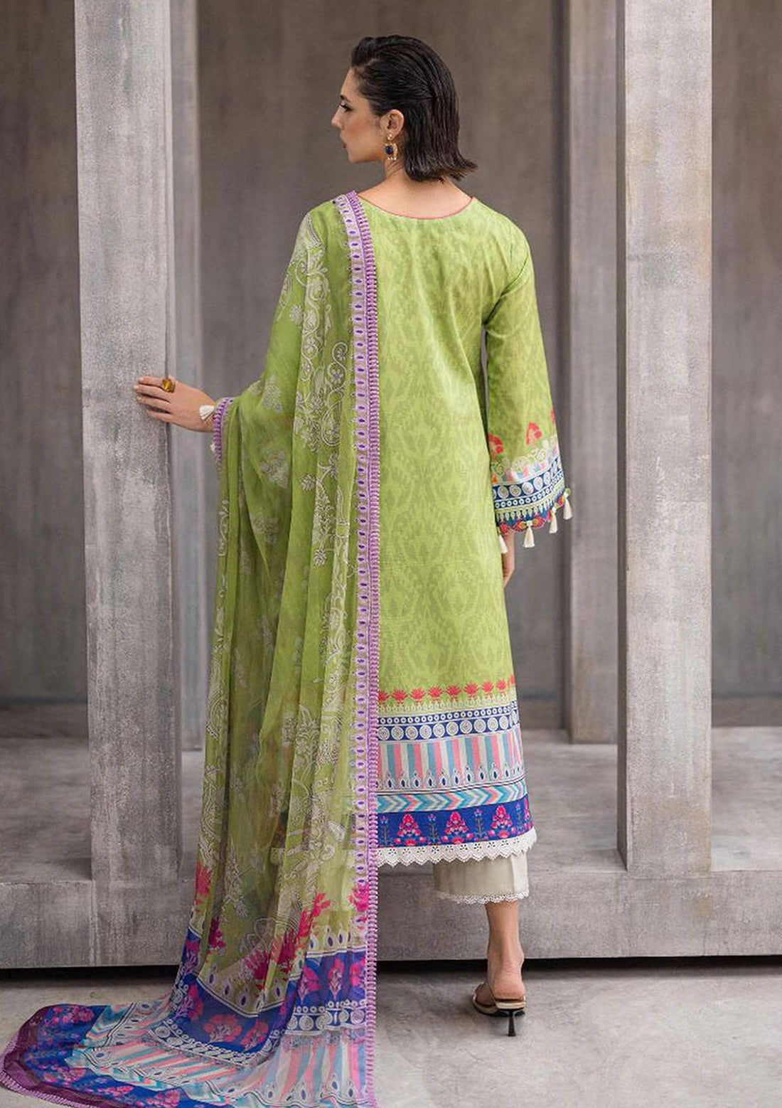 Lawn Collection - Roheenaz - Azalea - RA24#08 - B - Serene Seafoam