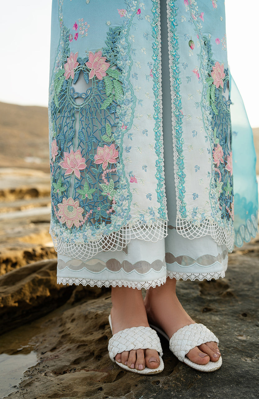 Soraya | Noa Summer Pret 25' | Serenade
