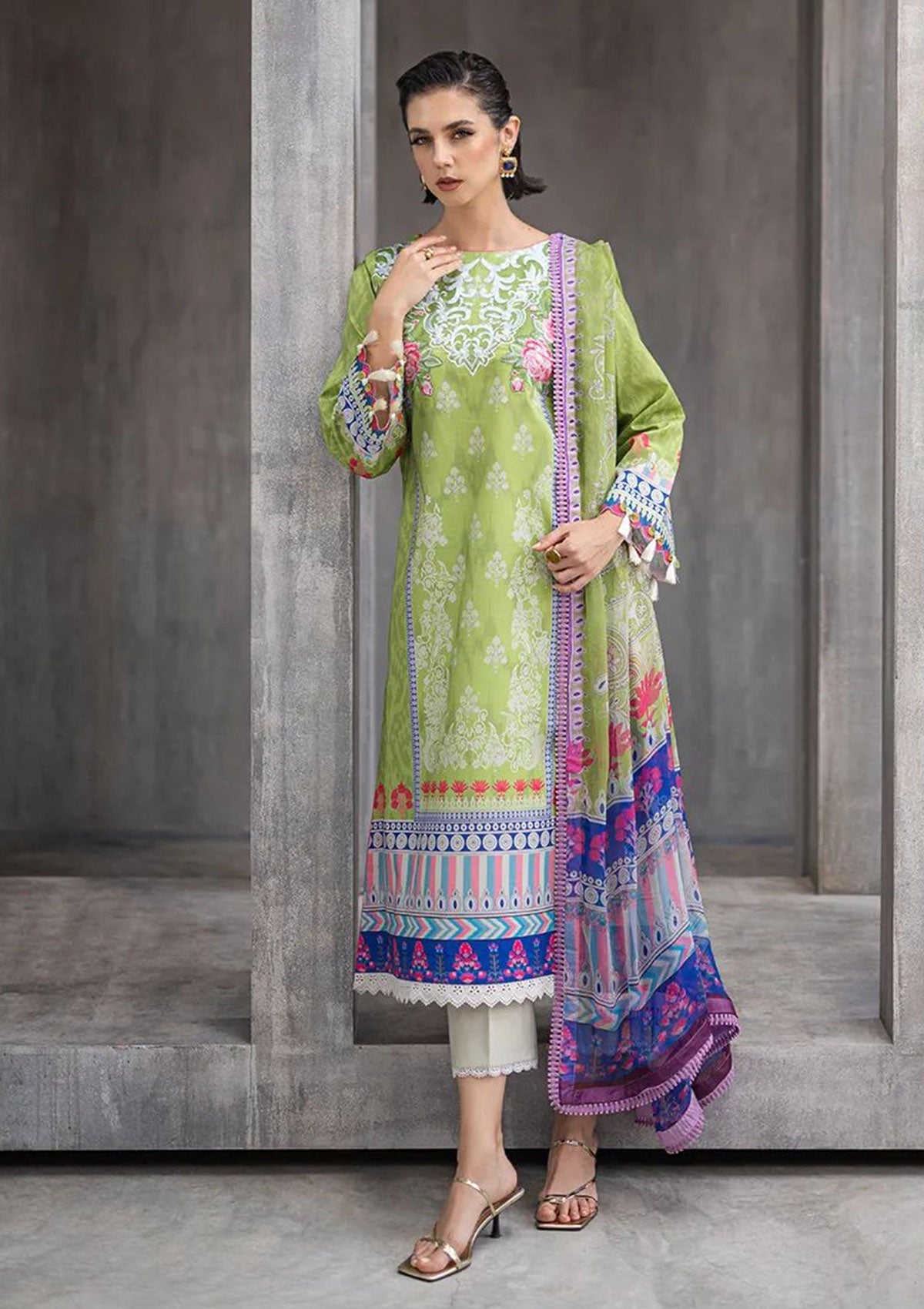 Lawn Collection - Roheenaz - Azalea - RA24#08 - B - Serene Seafoam