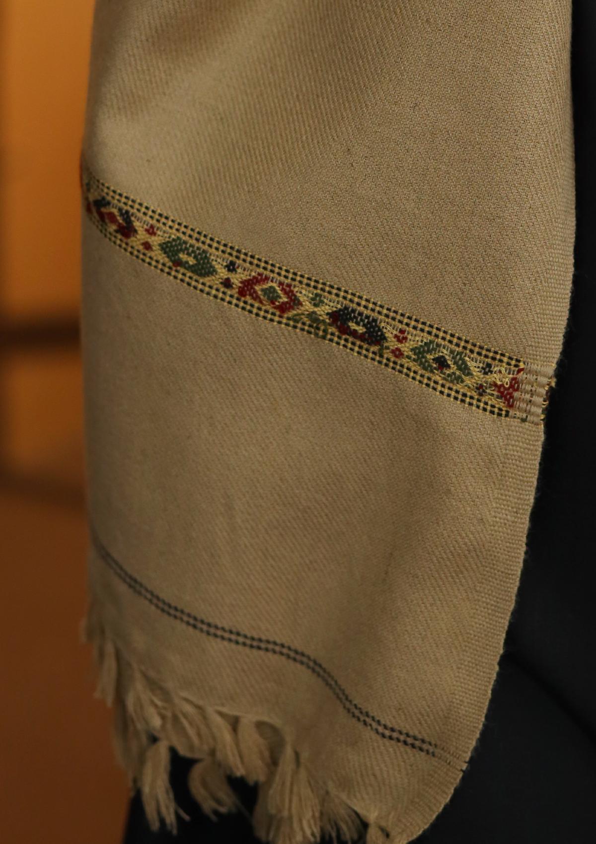 Men Shawls - Wool Shawls - D#10 - Biscuit