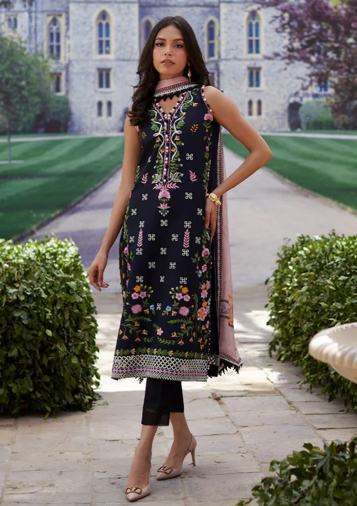 Lawn - Mina Hasan - Unstitched Chikankari 25 - Sasha