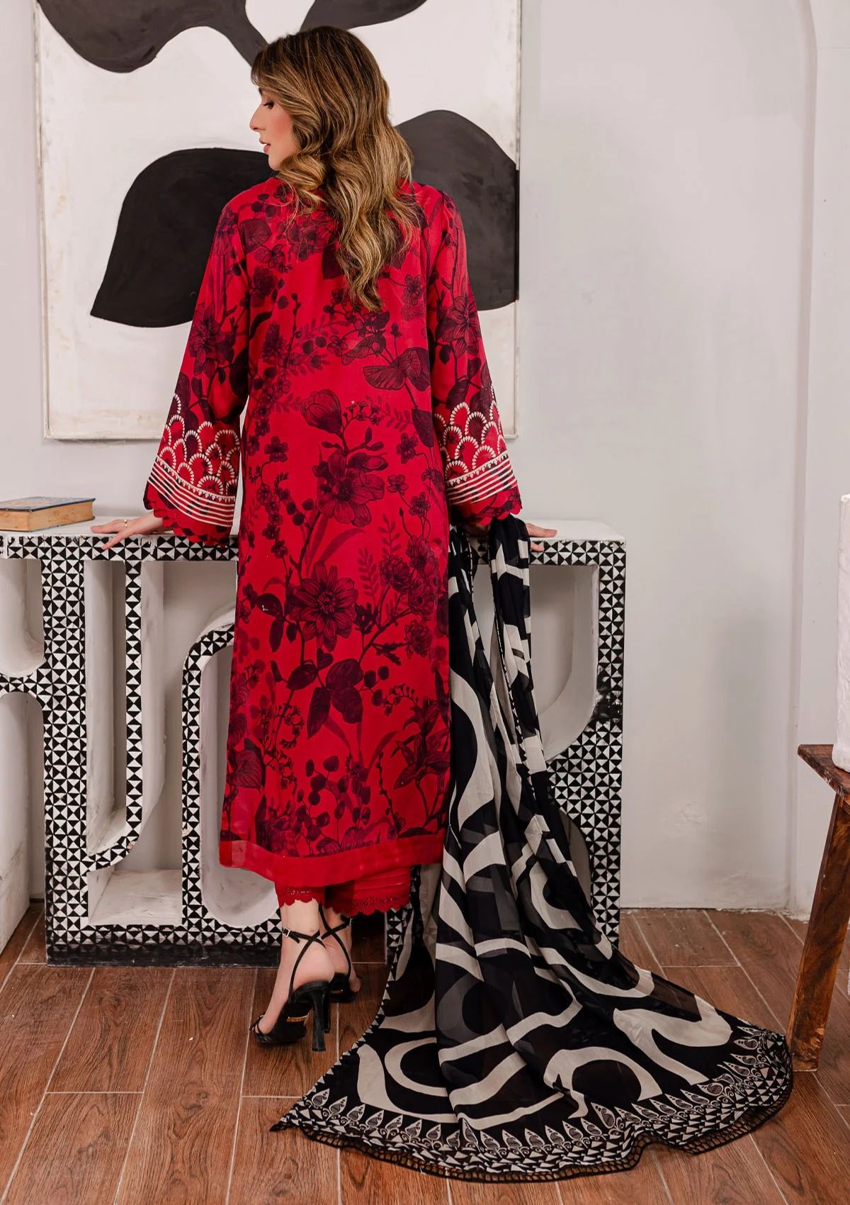 Lawn Collection - Nureh - Signature Prints - SP24#100